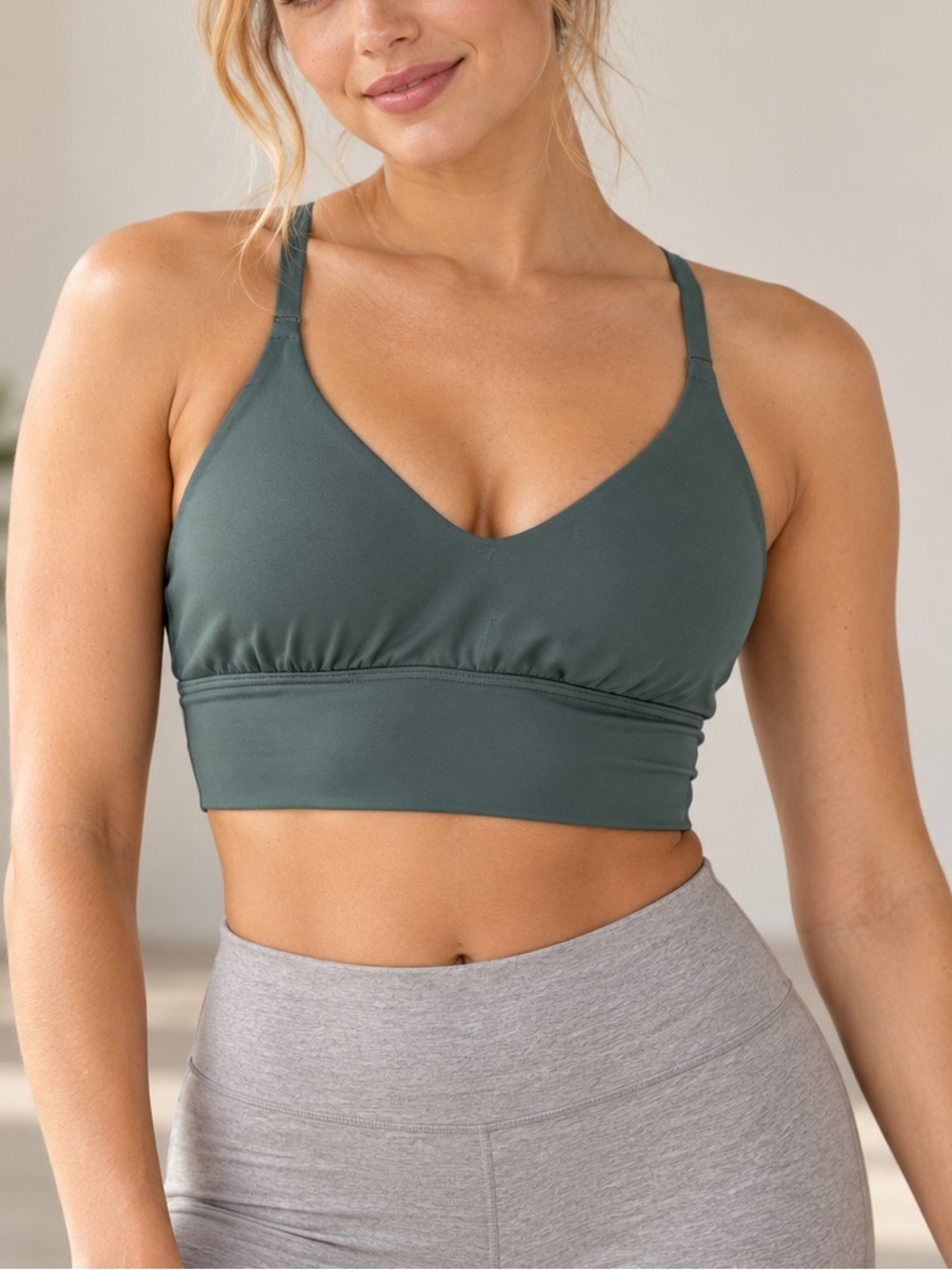 OFFLINE by Aerie Real Me Longline Sports Bra Large Dark Green Strappy Back